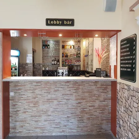Liza Aqua&conference és Fehér Akác Csárda 3* Lajosmizse