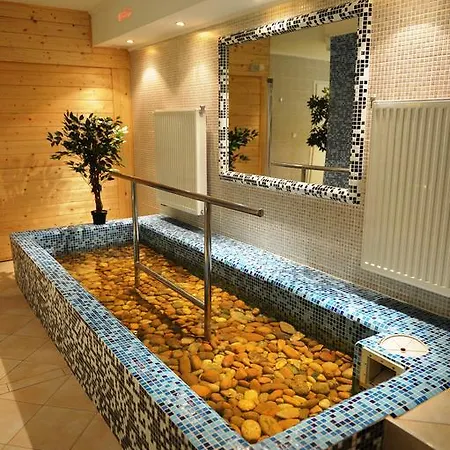 Hotel Liza Aqua&conference 3*
