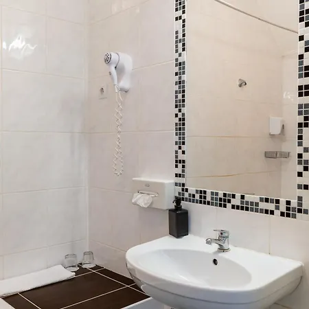 Liza Aqua&conference Hotel 3*