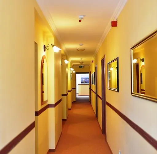 Liza Aqua & Conference Hotel 3*